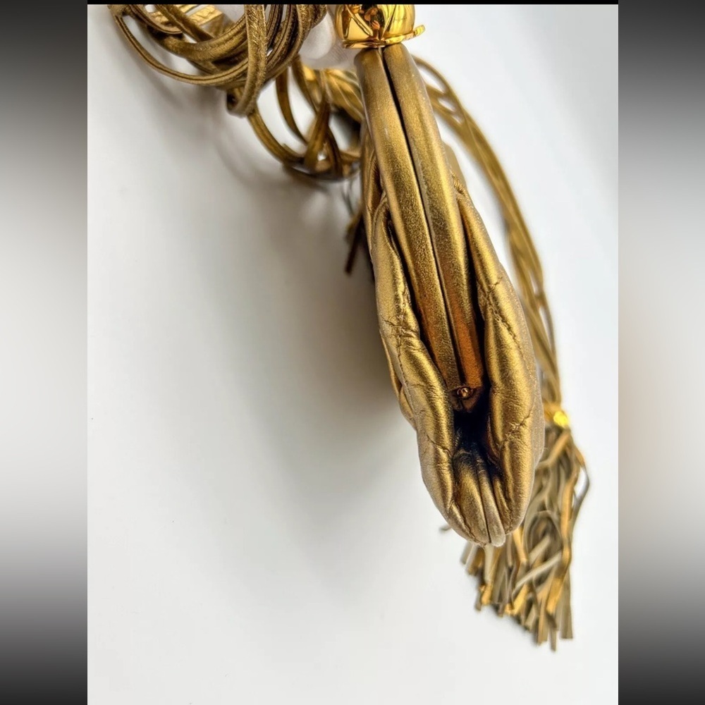 Chanel Quilted Vintage Rare Gold Bronze Waist Pouch bag Tie Fringe sling - Picture 15 of 16